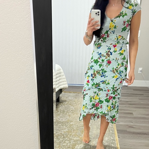 ASOS Warehouse midi dress with ruffles in floral print - Picture 6 of 10